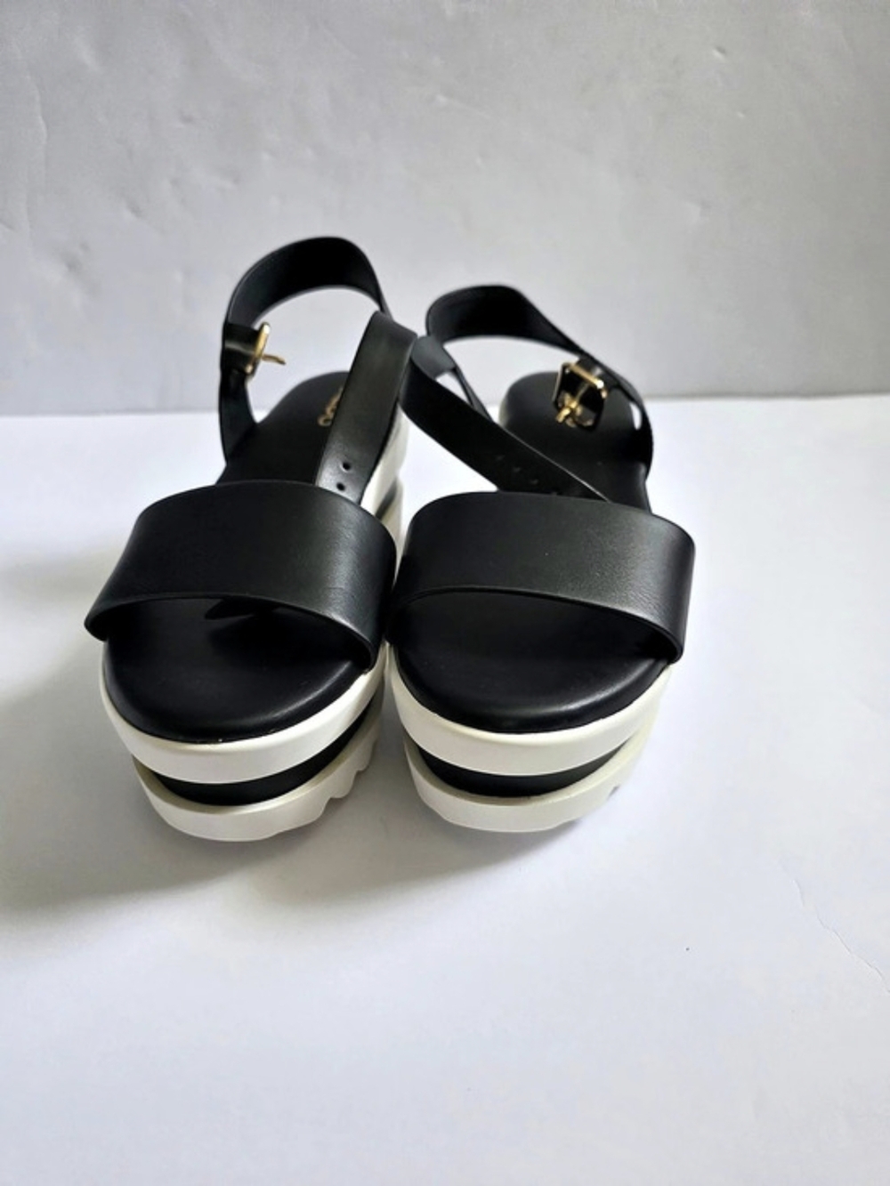 ALDO Platform Sandals in Black & White Like New